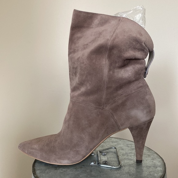 Michael Kors Carey Leather Bootie Size 9 - Picture 1 of 6